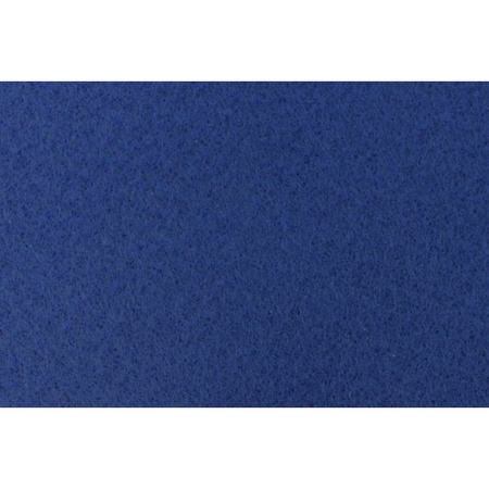 Blue carpet 3 meters long 1 meter wide